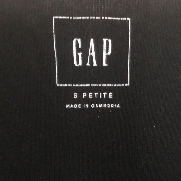 Women’s Black Gap Tank Top - Picture 2 of 3